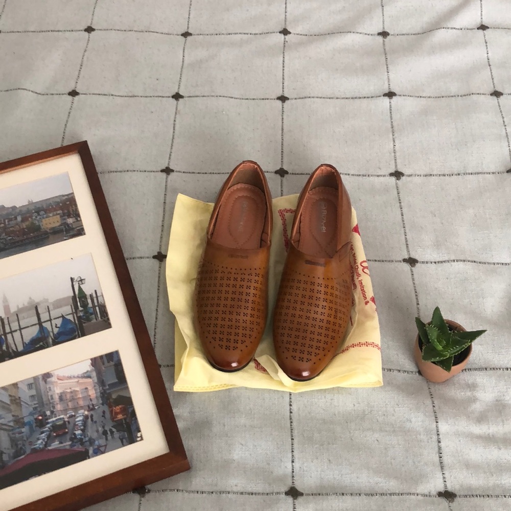 Men's Modern perforated Slip on